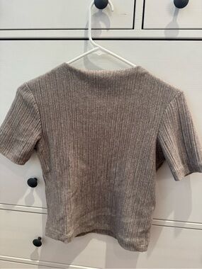 Zara Ribbed Short-Sleeve Knit Top in Taupe